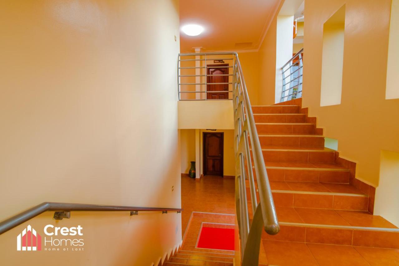 Crest Homes Uganda Kitende Eksteriør billede