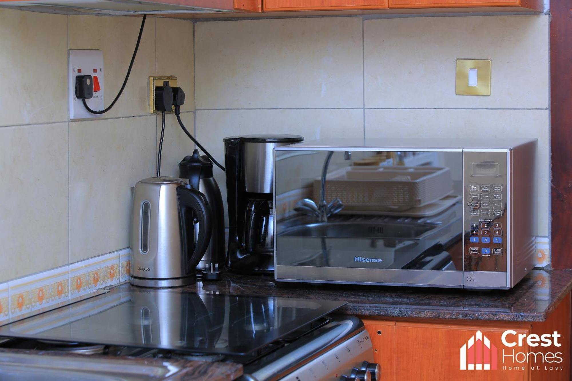 Crest Homes Uganda Kitende Eksteriør billede